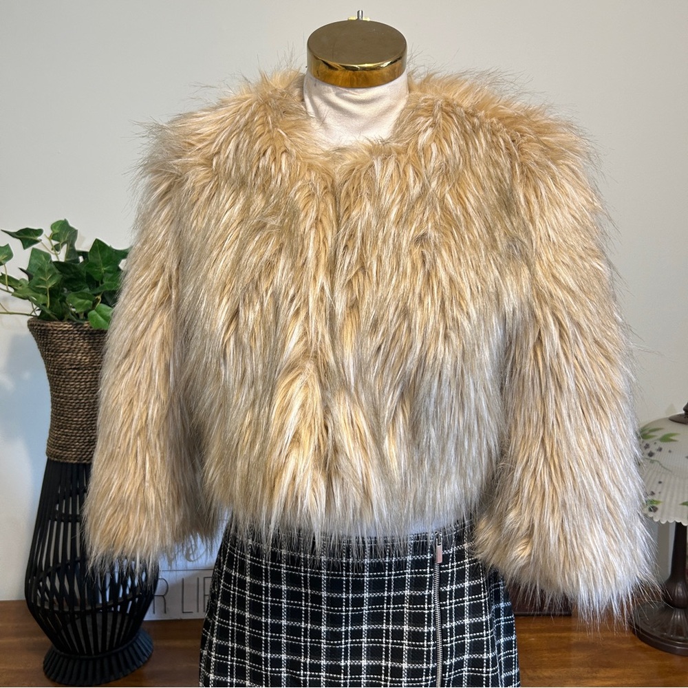 INC Creamy Tan Faux Fur Cropped Coat Jacket